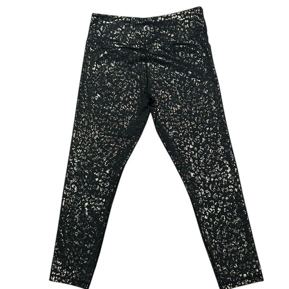 Zyia Active Women’s Size 12 Cropped Leggings in Black with Copper Metallic - Picture 2 of 6